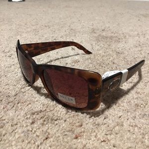 Brand New Oleg Cassini Sunglasses